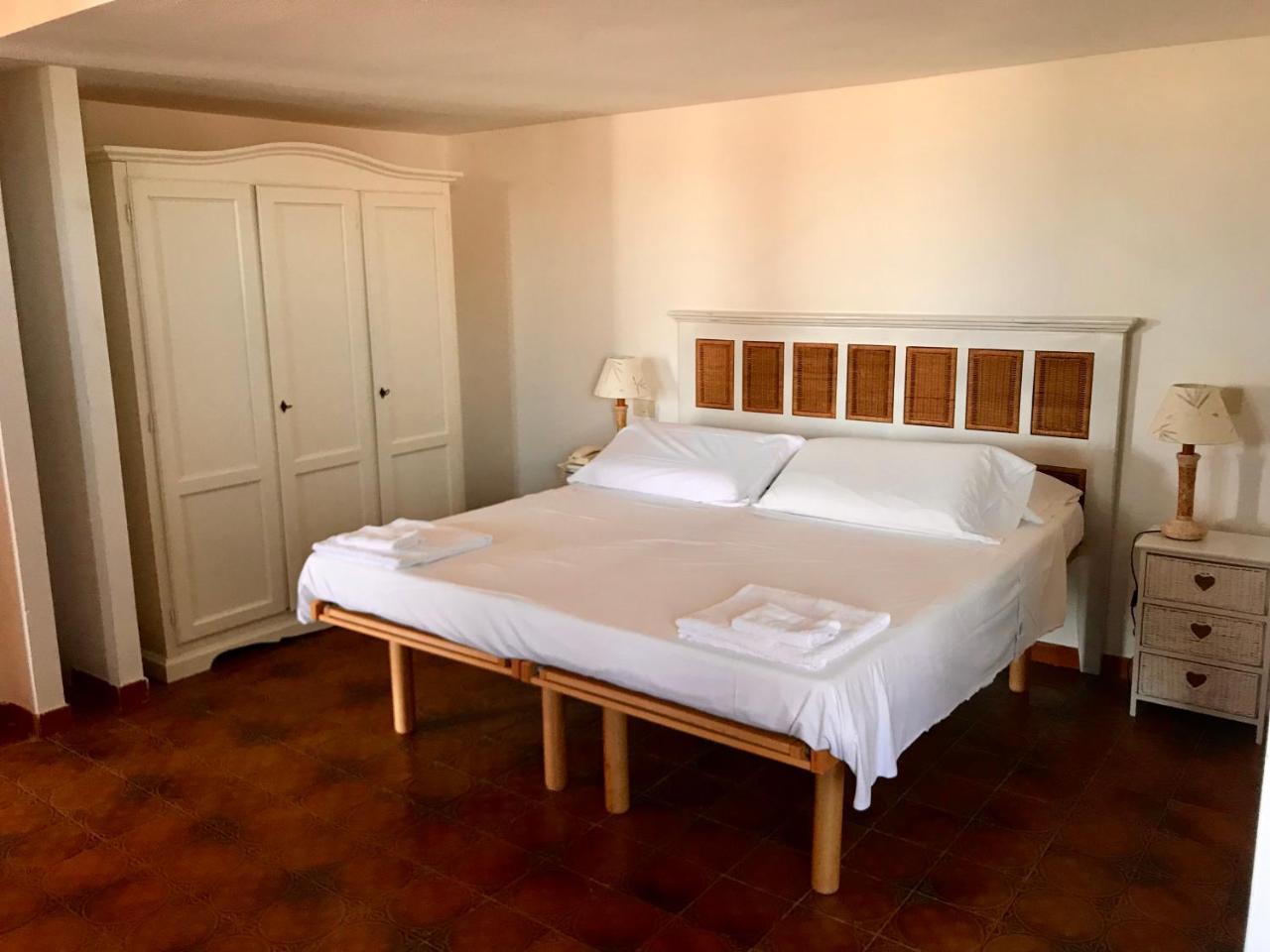 קפיטנה Hotel Su Meriagu מראה חיצוני תמונה
